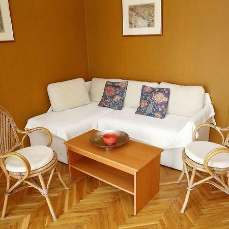 Apartment And Rooms Villa Kolonada Vodice Exterior photo