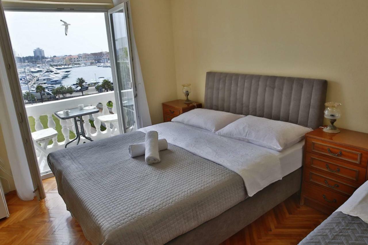 Apartment And Rooms Villa Kolonada Vodice Exterior photo